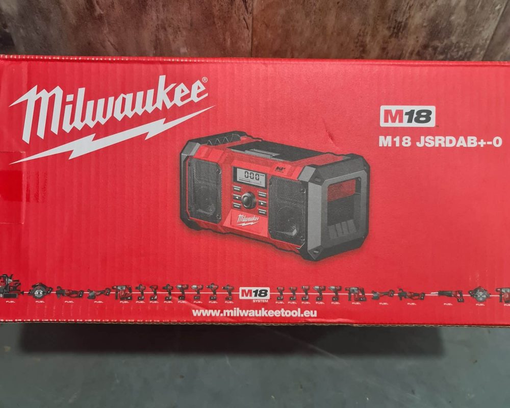 milwaukee 18v dab radio